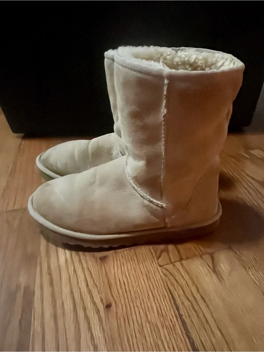 Women's Classic II Pull-On Booties in Sand color size 9